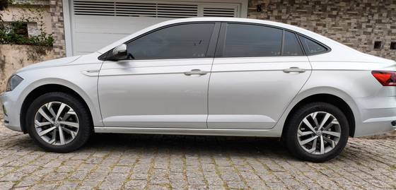 VOLKSWAGEN VIRTUS 1.0 200 TSI COMFORTLINE AUTOMÁTICO VOLKSWAGEN VIRTUS 1.0 200 TSI COMFORTLINE AUTOMÁTICO